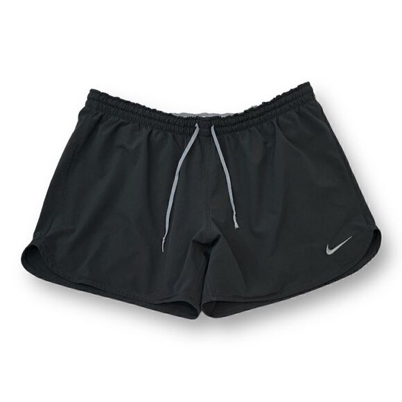 Nike Dri Fit Shorts Size Medium - Picture 1 of 5